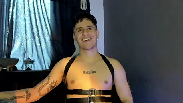 Snapshot of Antonello_Vannucci chatting on November 6, 2025, 3:38 pm Antonello Vannucci online show from November 6, 2025, 3:38 pm