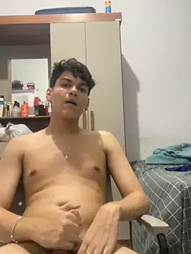 junior29  online show from March 7, 2025, 2:04 am