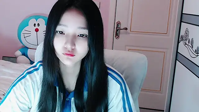 xiao-xiao-D online show from March 4, 2025, 5:11 am