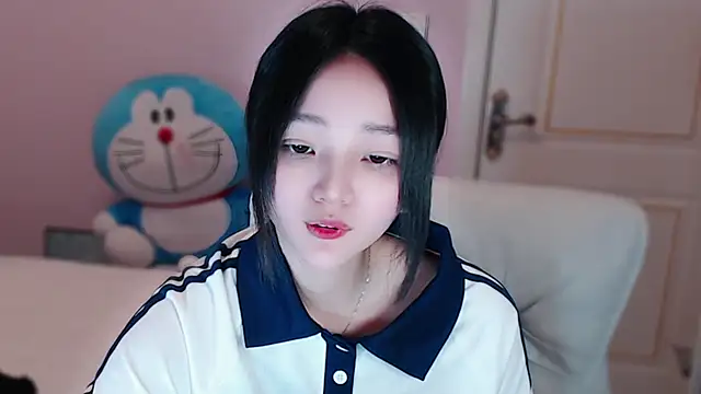xiao-xiao-D online show from March 8, 2025, 11:48 am