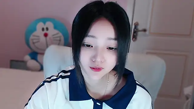xiao-xiao-D online show from March 8, 2025, 3:02 pm