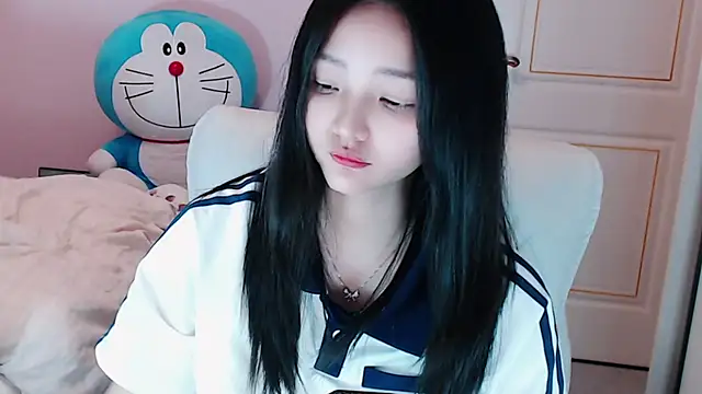 xiao-xiao-D online show from March 3, 2025, 3:32 pm