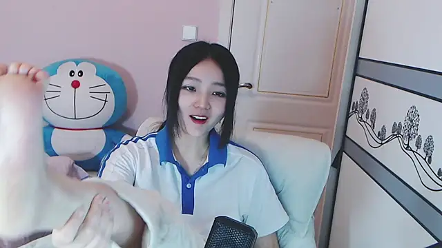 xiao-xiao-D online show from February 25, 2025, 8:36 am
