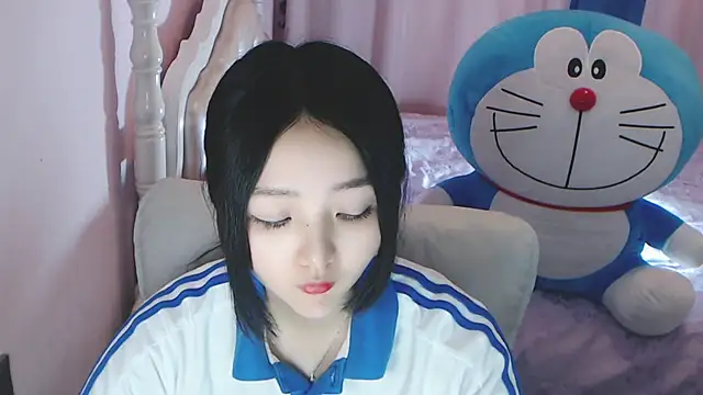 xiao-xiao-D online show from February 21, 2025, 7:45 am