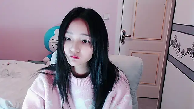 xiao-xiao-D online show from March 3, 2025, 8:41 am