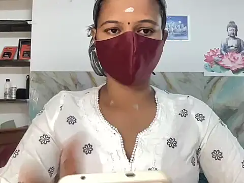 Snapshot of Tamil_Sanjana_ chatting on April 13, 2026, 5:11 am Tamil Sanjana online show from April 13, 2026, 5:11 am