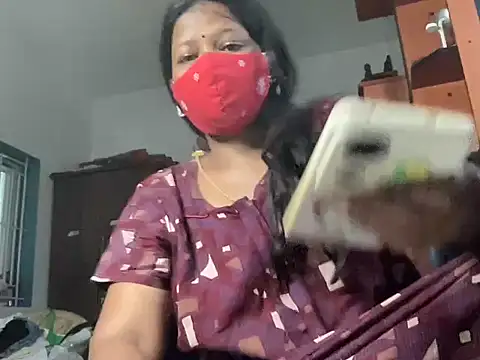 Snapshot of Tamil_Sanjana_ chatting on April 26, 2026, 2:09 am Tamil Sanjana online show from April 26, 2026, 2:09 am