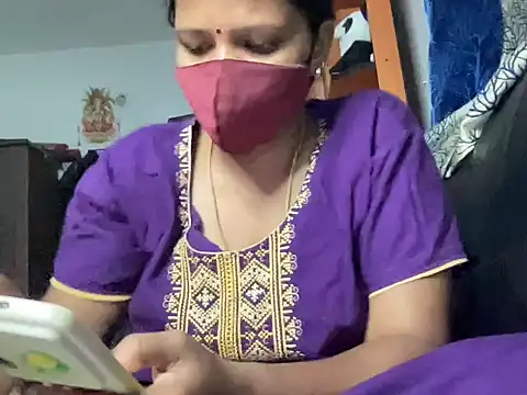 Snapshot of Tamil_Sanjana_ chatting on April 20, 2026, 5:25 pm Tamil Sanjana online show from April 20, 2026, 5:25 pm
