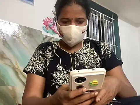 Snapshot of Tamil_Sanjana_ chatting on April 2, 2026, 4:35 pm Tamil Sanjana online show from April 2, 2026, 4:35 pm