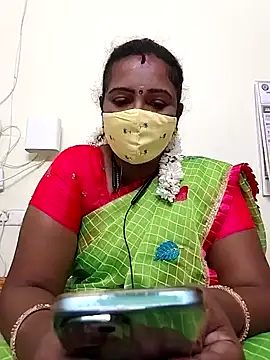 Snapshot of Tamil_angel_ chatting on January 13, 2025, 1:06 pm Tamil angel online show from January 13, 2025, 1:06 pm