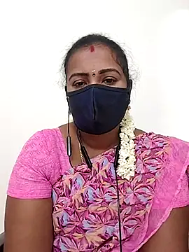 Snapshot of Tamil_angel_ chatting on March 17, 2025, 12:04 pm Tamil angel online show from March 17, 2025, 12:04 pm