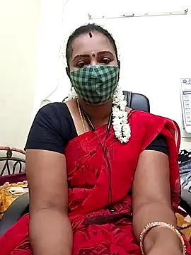 Snapshot of Tamil_angel_ chatting on January 16, 2025, 4:28 pm Tamil angel online show from January 16, 2025, 4:28 pm