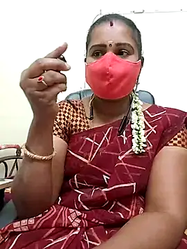 Snapshot of Tamil_angel_ chatting on February 14, 2025, 8:48 pm Tamil angel online show from February 14, 2025, 8:48 pm