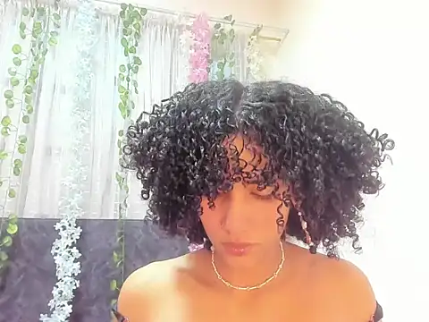 Snapshot of CintiaWalker chatting on August 1, 2026, 12:36 pm CintiaWalker online show from August 1, 2026, 12:36 pm