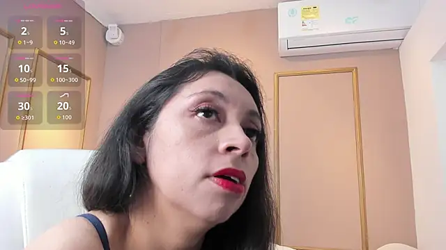 Snapshot of PerlaPreciosa chatting on October 17, 2025, 3:54 am PerlaPreciosa online show from October 17, 2025, 3:54 am