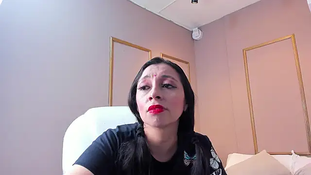 Snapshot of PerlaPreciosa chatting on November 2, 2025, 4:06 am PerlaPreciosa online show from November 2, 2025, 4:06 am