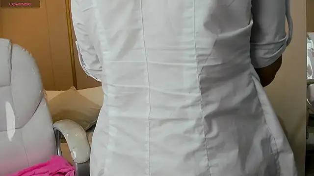 Snapshot of PerlaPreciosa chatting on October 15, 2025, 3:38 am PerlaPreciosa online show from October 15, 2025, 3:38 am