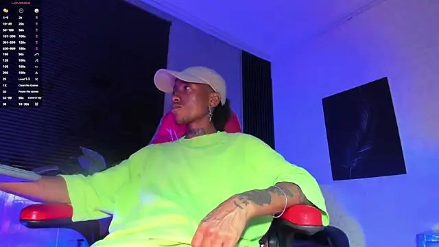 JhonyMiller  online show from October 29, 2025, 7:46 pm