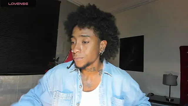 Snapshot of JhonyMiller_ chatting on March 20, 2026, 7:59 pm JhonyMiller online show from March 20, 2026, 7:59 pm