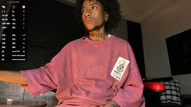 Snapshot of JhonyMiller_ chatting on March 13, 2026, 9:20 pm JhonyMiller online show from March 13, 2026, 9:20 pm