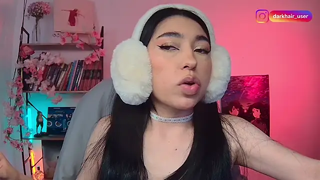Snapshot of Sweet_Nyx chatting on June 10, 2026, 10:33 pm Sweet Nyx online show from June 10, 2026, 10:33 pm