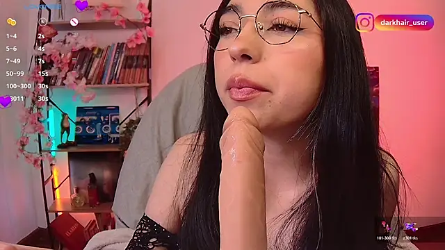 Snapshot of Sweet_Nyx chatting on June 7, 2026, 8:03 pm Sweet Nyx online show from June 7, 2026, 8:03 pm
