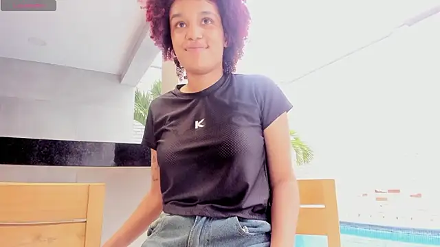 loladupont online show from March 2, 2025, 11:41 am