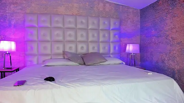 Snapshot of loladupont chatting on November 8, 2025, 3:10 am loladupont online show from November 8, 2025, 3:10 am