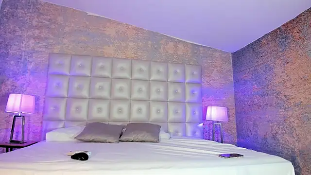 Snapshot of loladupont chatting on December 2, 2025, 3:07 am loladupont online show from December 2, 2025, 3:07 am