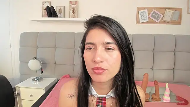 Snapshot of Chlooe_Zoe chatting on April 15, 2026, 7:58 pm Chlooe Zoe online show from April 15, 2026, 7:58 pm