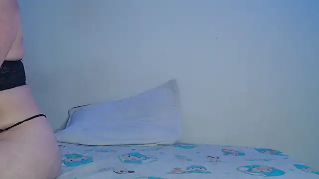 Snapshot of mimi_heart chatting on February 8, 2025, 12:38 am mimi heart online show from February 8, 2025, 12:38 am