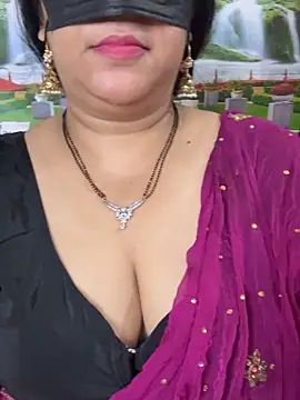 FlatVincy4 online show from September 25, 2025, 7:25 am