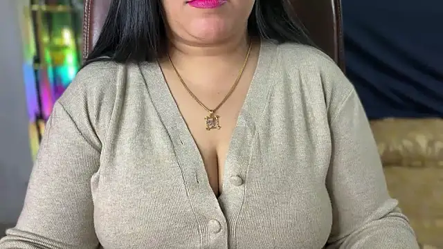 FlatVincy4 online show from January 11, 2026, 3:30 pm