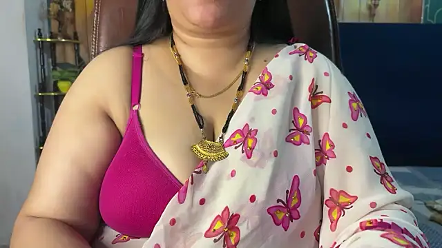 FlatVincy4 online show from March 8, 2026, 5:05 pm