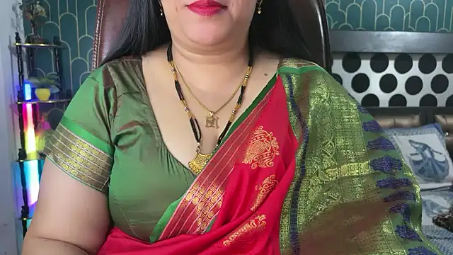 FlatVincy4 online show from February 14, 2026, 6:46 am