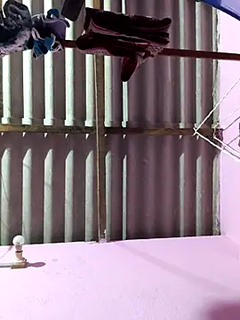 Baby-Dolly- online show from February 5, 2026, 11:39 am