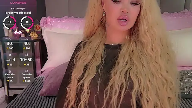 Snapshot of Marussia_luxury chatting on January 29, 2025, 7:57 am Marussia luxury online show from January 29, 2025, 7:57 am