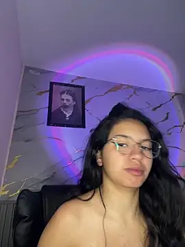 Snapshot of Rosita_forever_ chatting on October 21, 2025, 2:16 pm Rosita forever online show from October 21, 2025, 2:16 pm