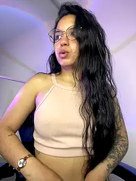 Snapshot of Rosita_forever_ chatting on December 4, 2025, 2:27 pm Rosita forever online show from December 4, 2025, 2:27 pm