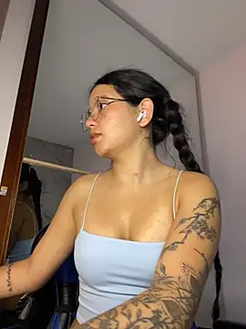Rosita forever  online show from May 2, 2026, 4:12 pm