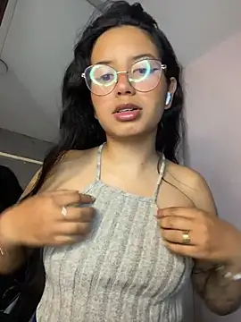 Rosita forever  online show from June 12, 2026, 3:54 pm