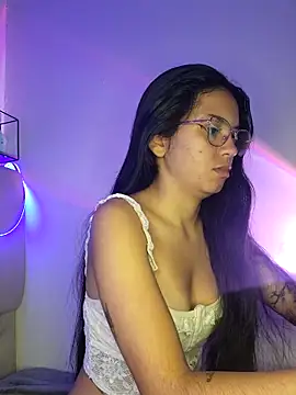 Rosita forever  online show from March 4, 2025, 3:48 pm