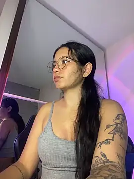 Rosita forever  online show from April 23, 2026, 4:41 pm