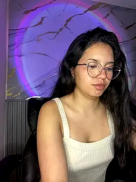 Snapshot of Rosita_forever_ chatting on October 18, 2025, 8:27 am Rosita forever online show from October 18, 2025, 8:27 am