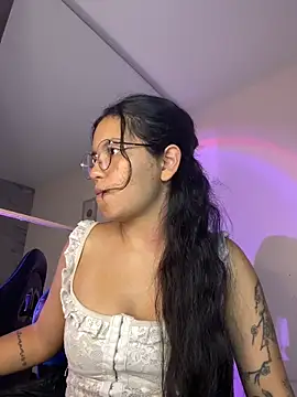 Rosita forever  online show from April 28, 2026, 6:56 pm