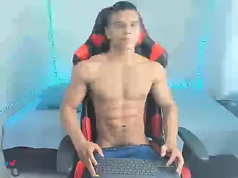 Snapshot of oliver_thompsson7 chatting on April 17, 2026, 6:44 pm oliver thompsson7 online show from April 17, 2026, 6:44 pm