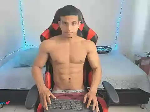 oliver thompsson7 online show from March 29, 2026, 10:22 pm