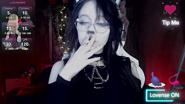 Snapshot of chloe_crystall_killer chatting on October 20, 2025, 11:55 am chloe crystall killer online show from October 20, 2025, 11:55 am