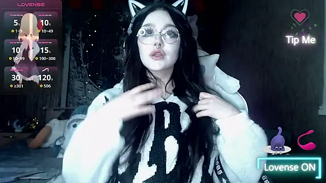 Snapshot of chloe_crystall_killer chatting on December 16, 2025, 12:48 am chloe crystall killer online show from December 16, 2025, 12:48 am