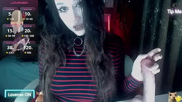 Snapshot of chloe_crystall_killer chatting on June 10, 2026, 3:13 pm chloe crystall killer online show from June 10, 2026, 3:13 pm